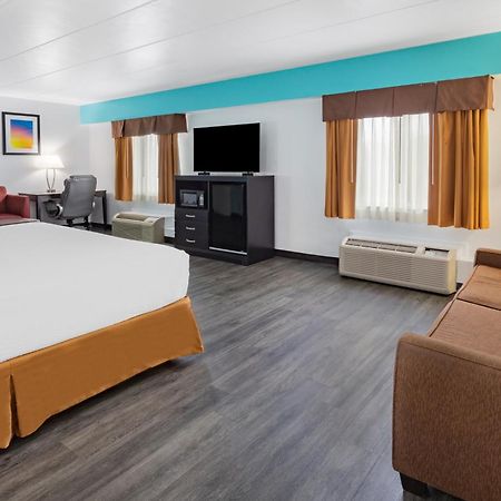 Days Inn By Wyndham Livonia Canton Detroit Ruang foto