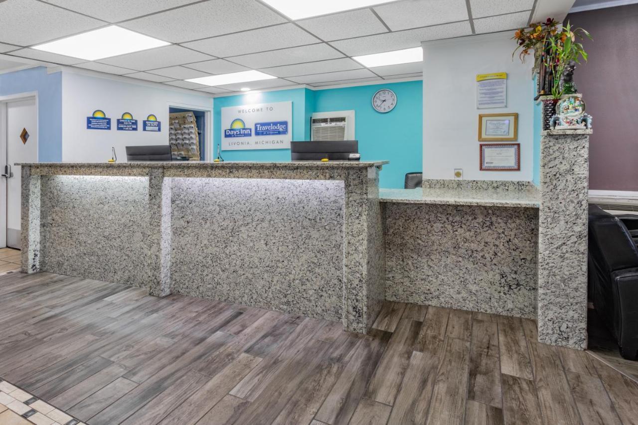 Days Inn By Wyndham Livonia Canton Detroit Bagian luar foto
